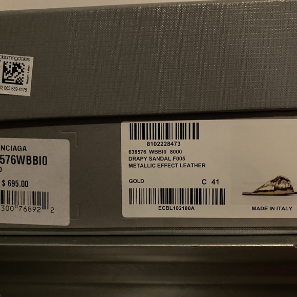 Balenciaga - Picture 6 of 16